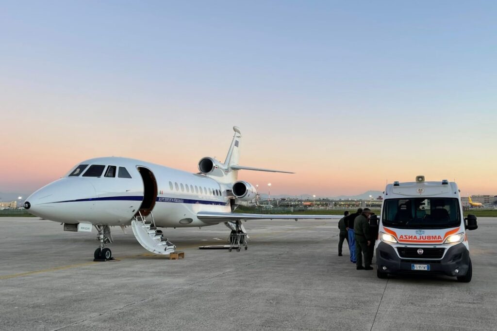 Volo sanitario d’urgenza da Lamezia Terme a Roma per un bambino di un mese di vita