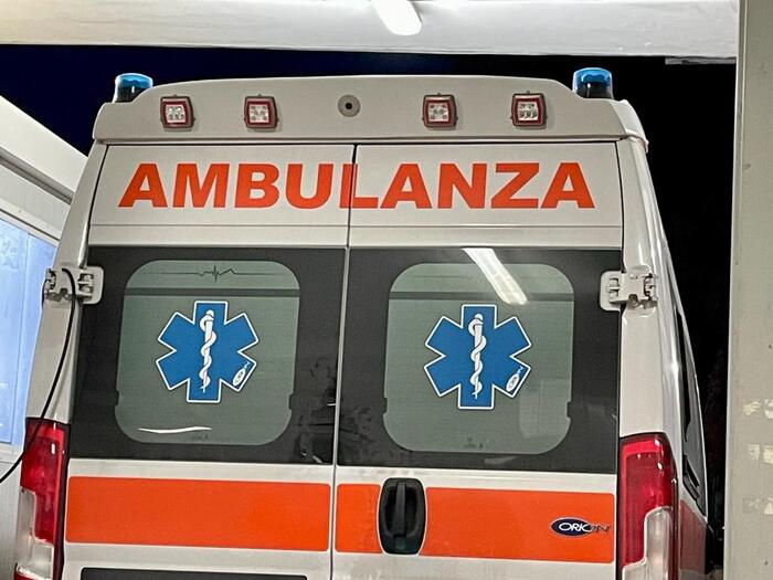 Tragedia a Corigliano Rossano: anziana muore investita da un furgone