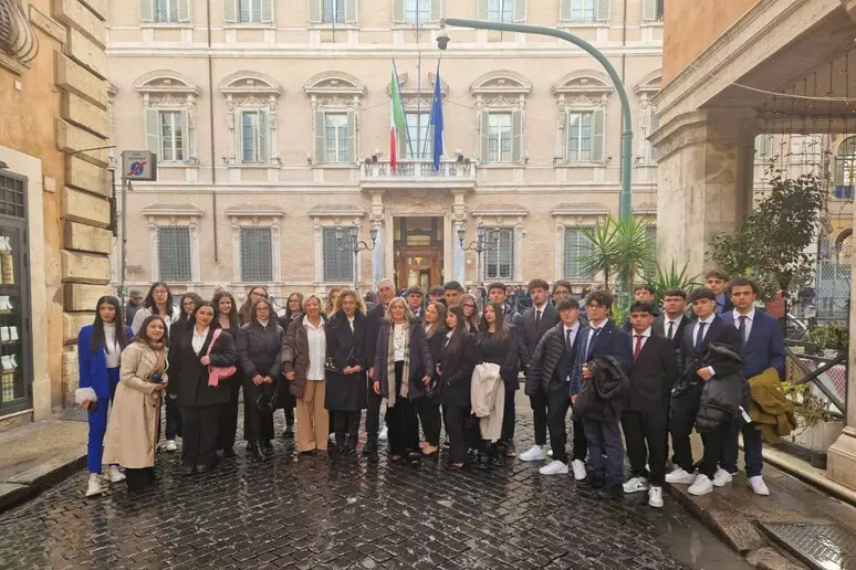 Agli studenti dell’IIS di Soverato il premio “Senato Ambiente”